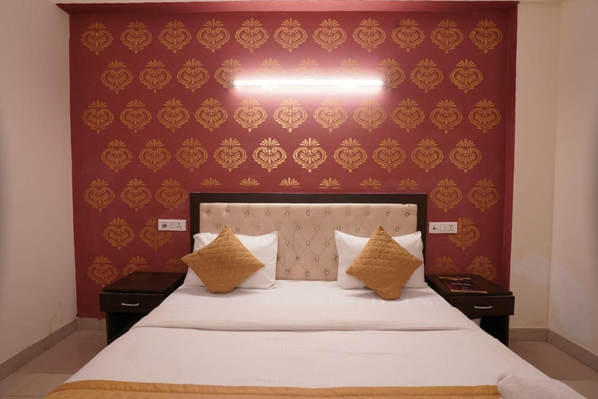 Hotel Tourist Palace Νέο Δελχί Εξωτερικό φωτογραφία