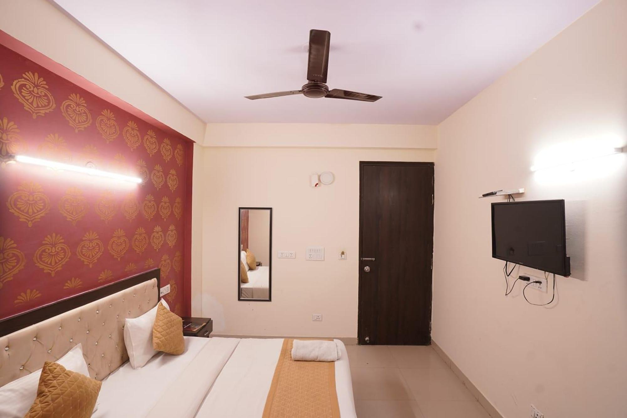 Hotel Tourist Palace Νέο Δελχί Εξωτερικό φωτογραφία